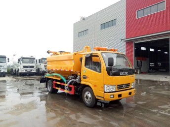 重慶專用車廠家 高壓清洗吸污車、吸糞車及管道疏通車價格解析