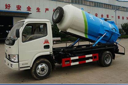 蘇州新型 吸糞車 湖北潤(rùn)力汽車公司 新型 吸糞車報(bào)價(jià)